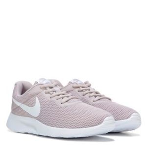 Nike Pink Tennis Shoes